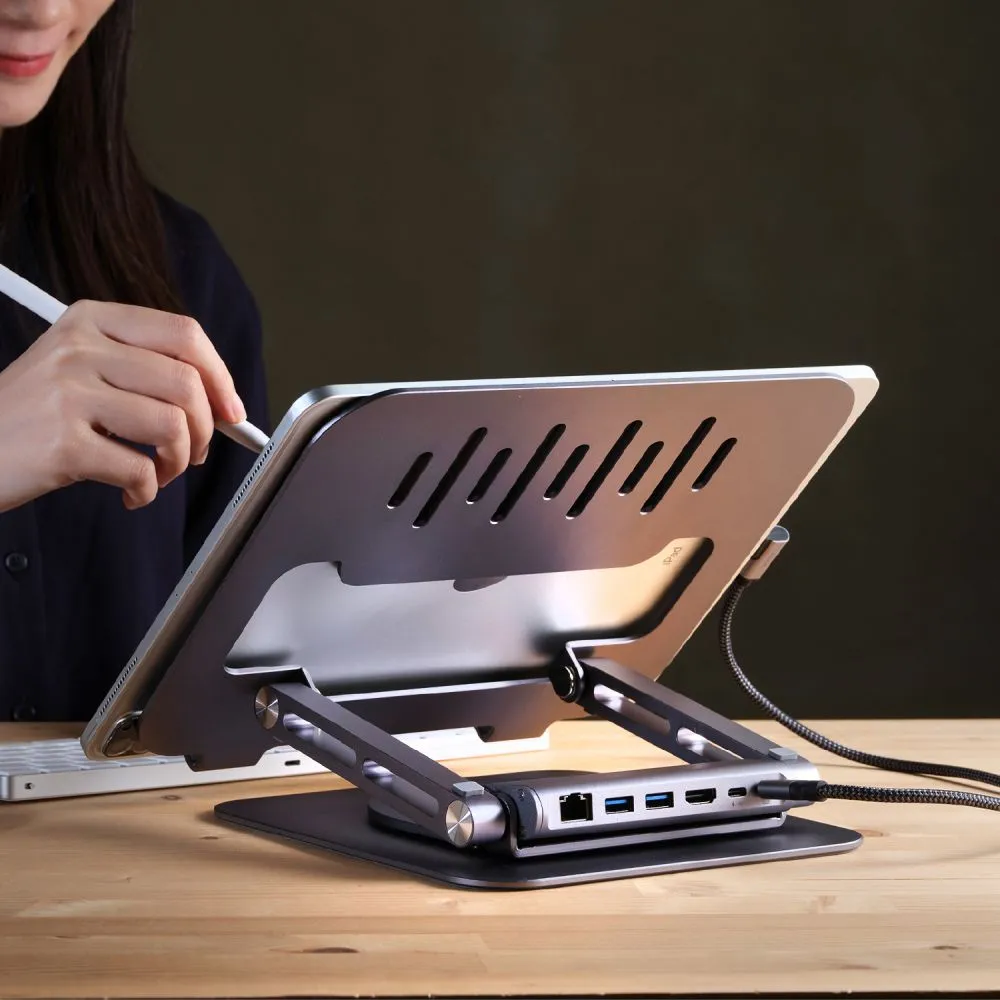 ADAM Elements Casa Hub Stand Pro-USB-C 6-in-1 Laptop - Black