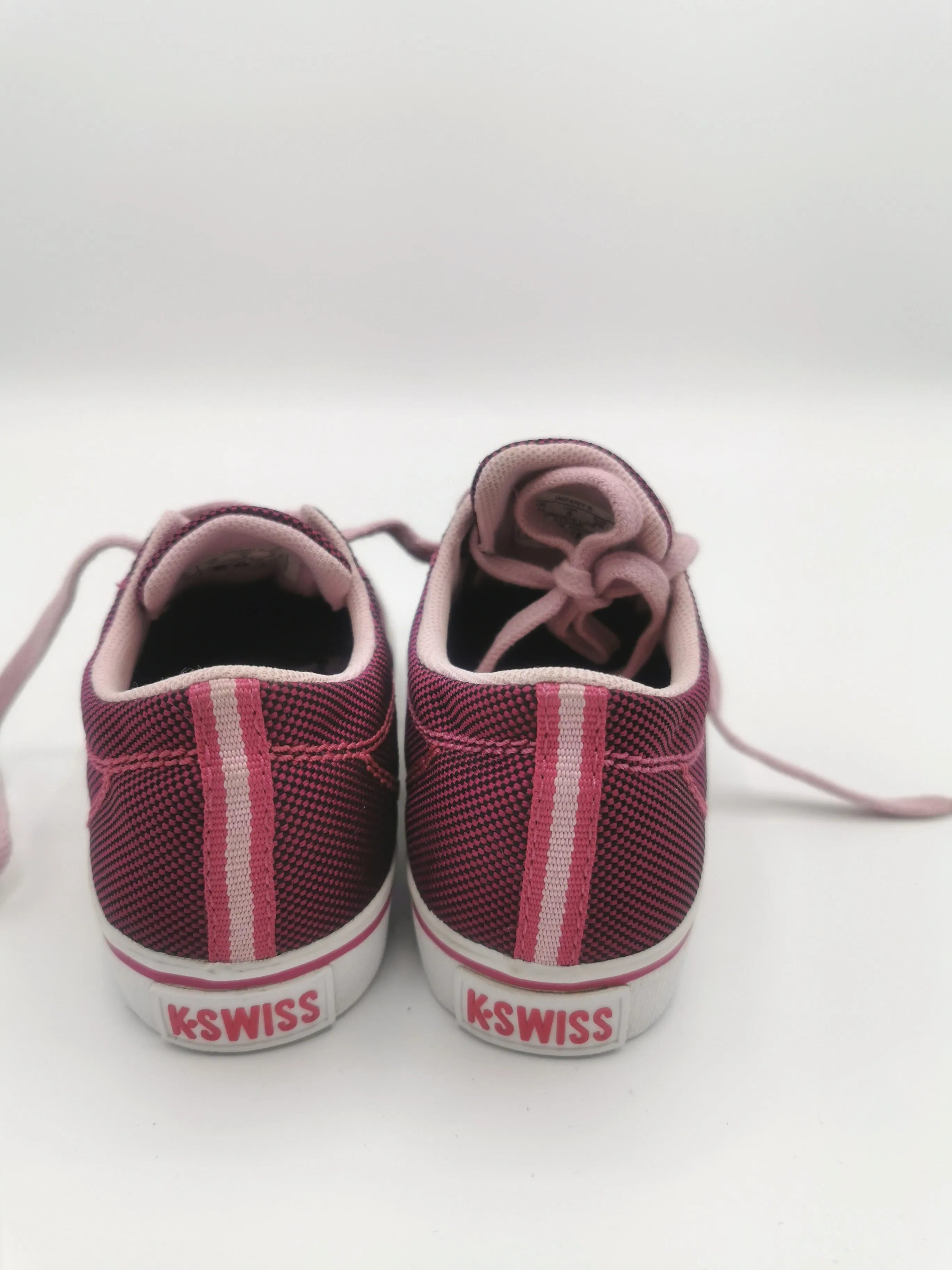 GIRL SIZE 9 TODDLER - K SWISS Running Shoes EUC B59