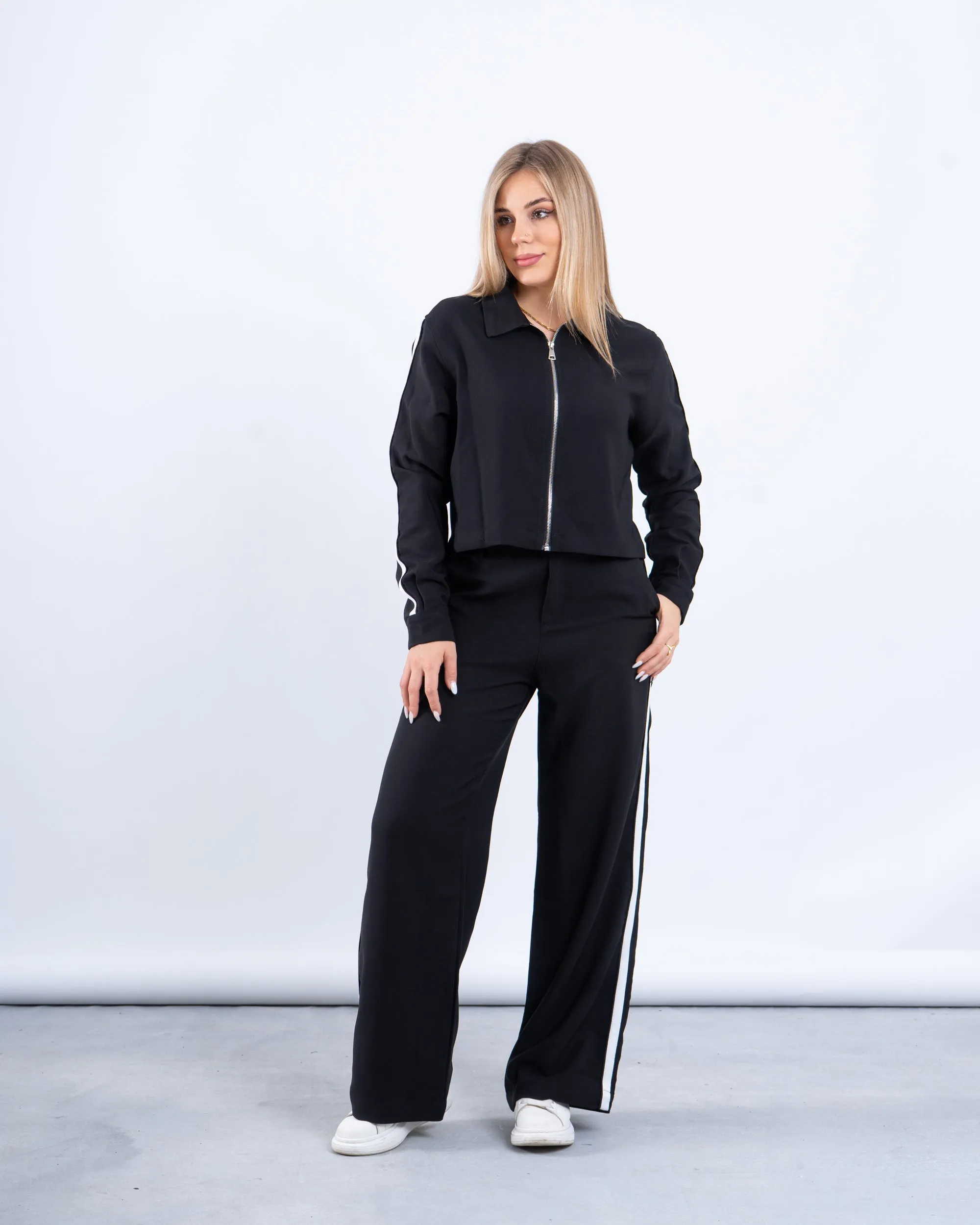 Zip-Up Shirt With Stripe Detail